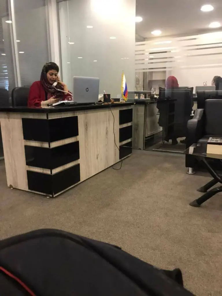 تصویری از شرکت کلاهبردار